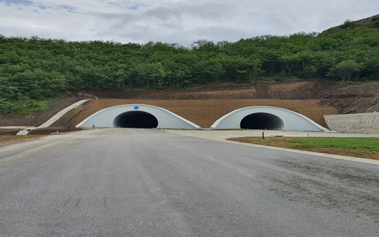 Şuşa Yolu Tunelləri — Elektromexaniki Sistem və İşıqlandırma